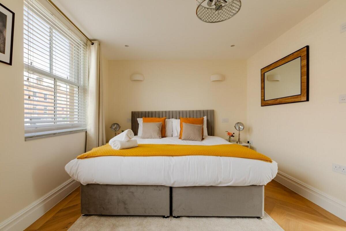 The Grand Royal Kilburn House - 4br/3br W Parking London