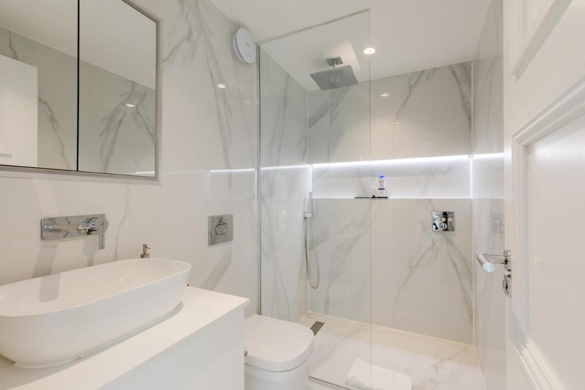 The Grand Royal Kilburn House - 4br/3br W Parking