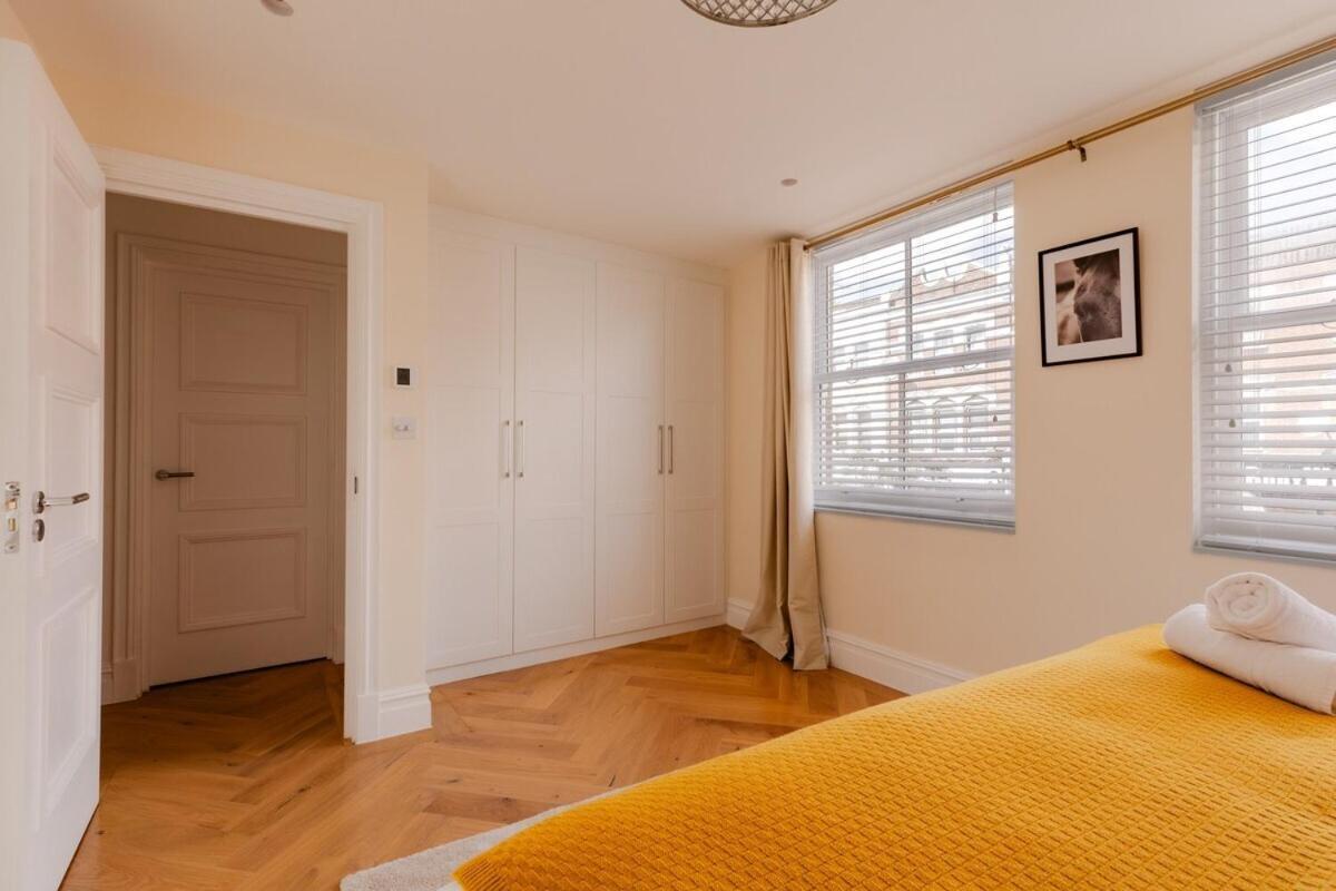 The Grand Royal Kilburn House - 4br/3br W Parking London