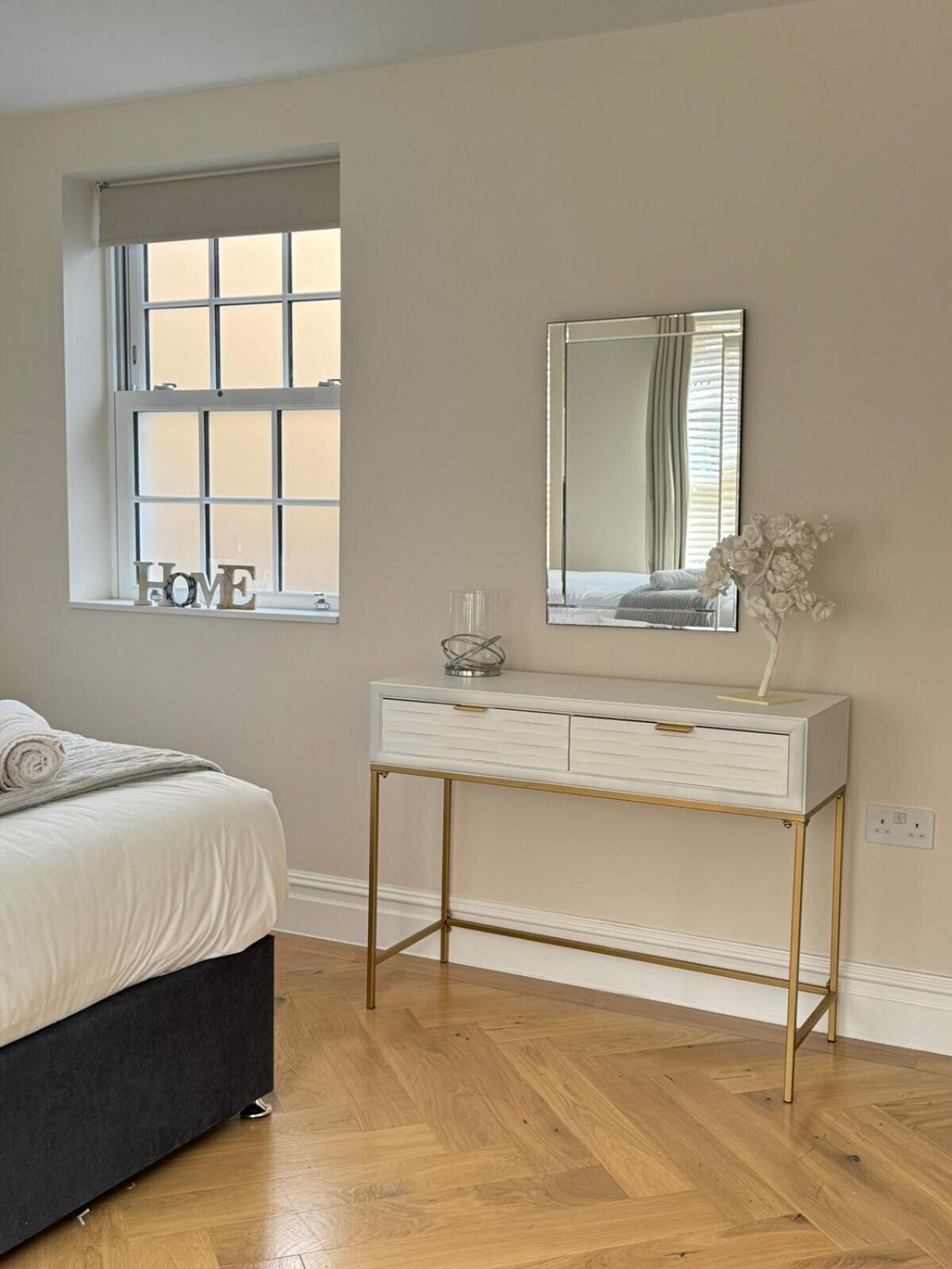 Ferienhaus The Grand Royal Kilburn House - 4br/3br W Parking London