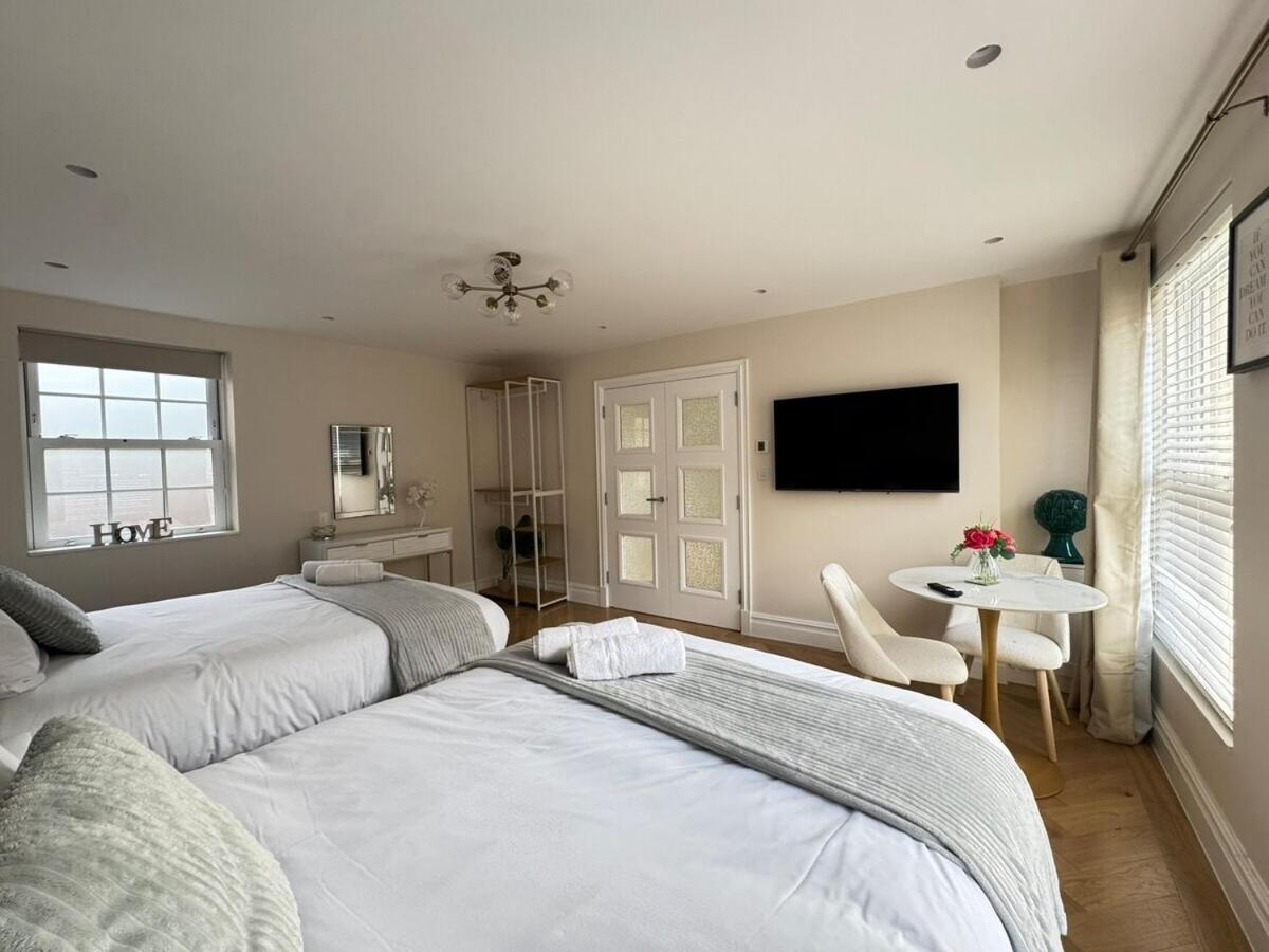 The Grand Royal Kilburn House - 4br/3br W Parking Ferienhaus