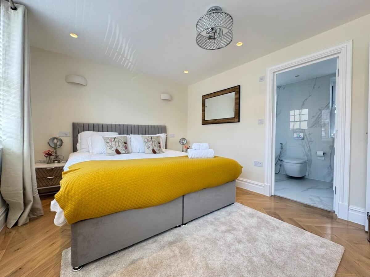 The Grand Royal Kilburn House - 4br/3br W Parking Ferienhaus