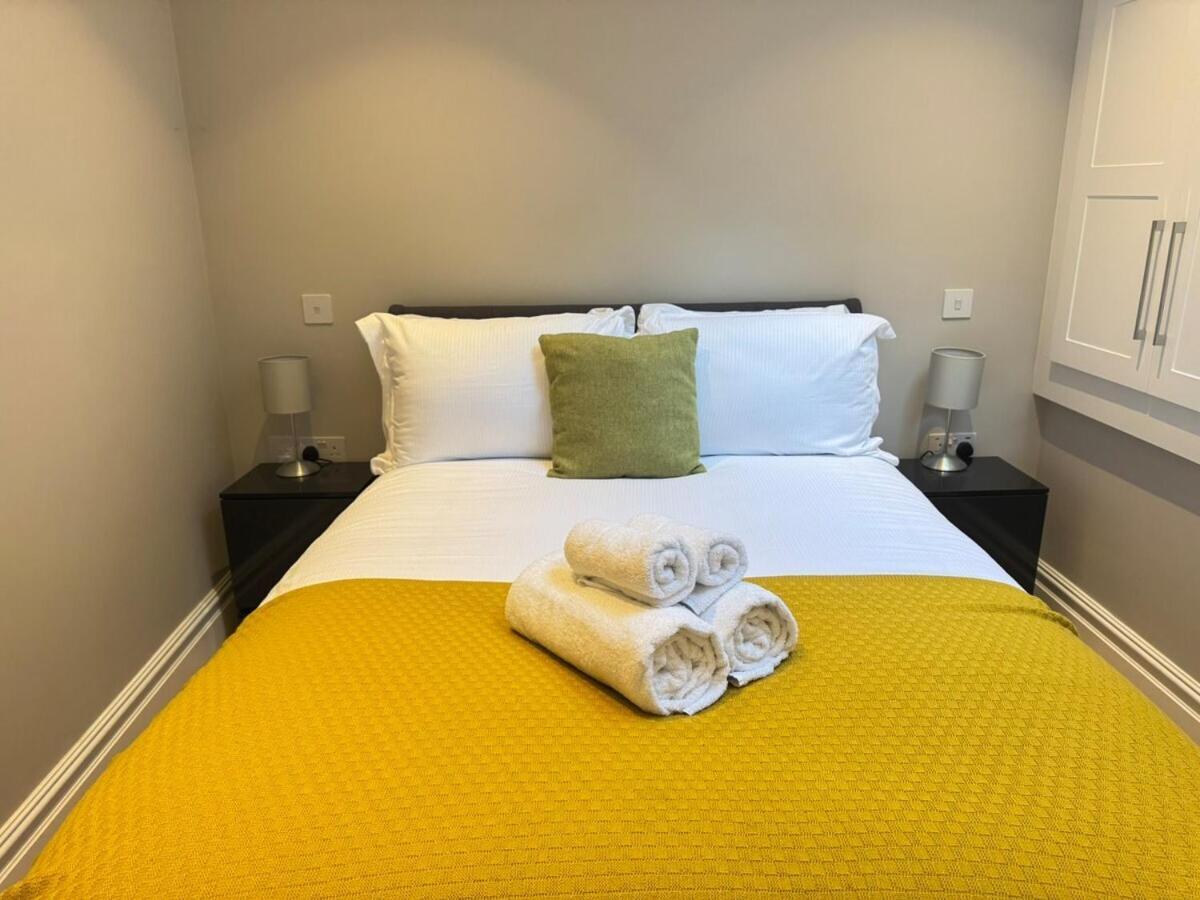 Ferienhaus The Grand Royal Kilburn House - 4br/3br W Parking *