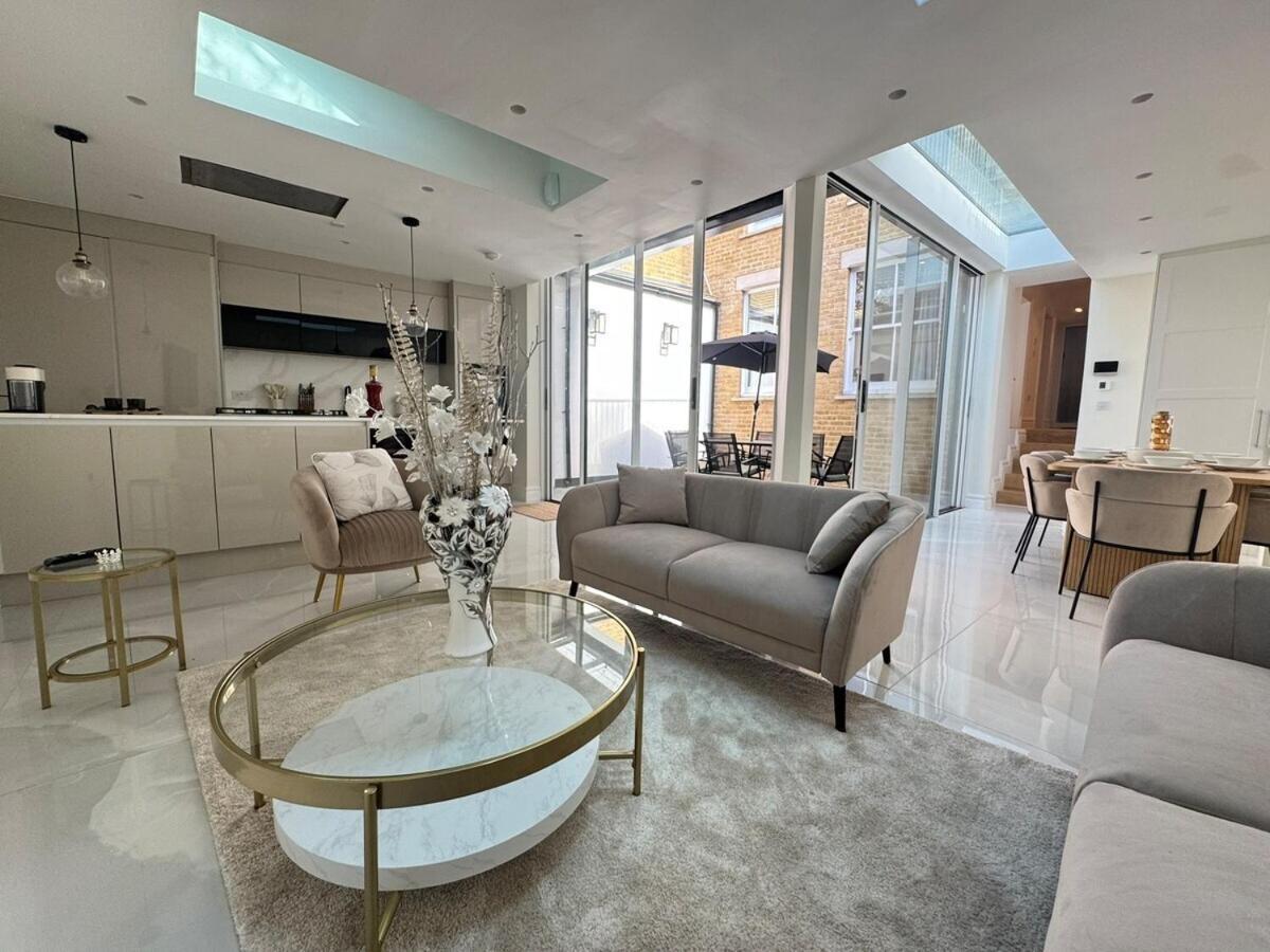 The Grand Royal Kilburn House - 4br/3br W Parking